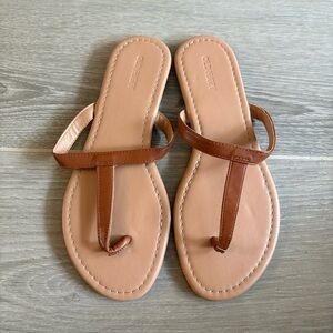 Old Navy Brown Sandals - Size 8